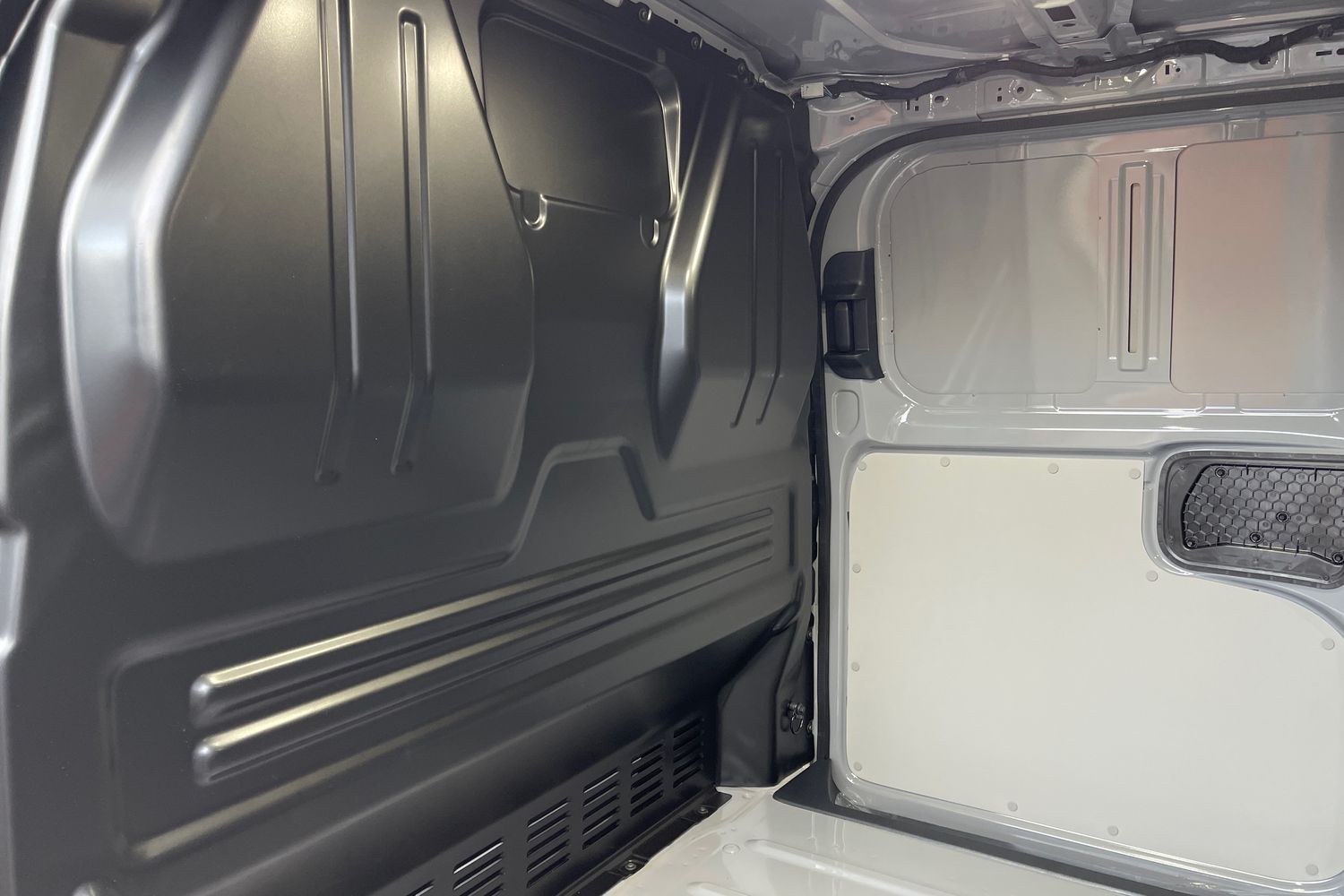 Used Volkswagen Transporter 2025 for sale - 76519968: Photo 33