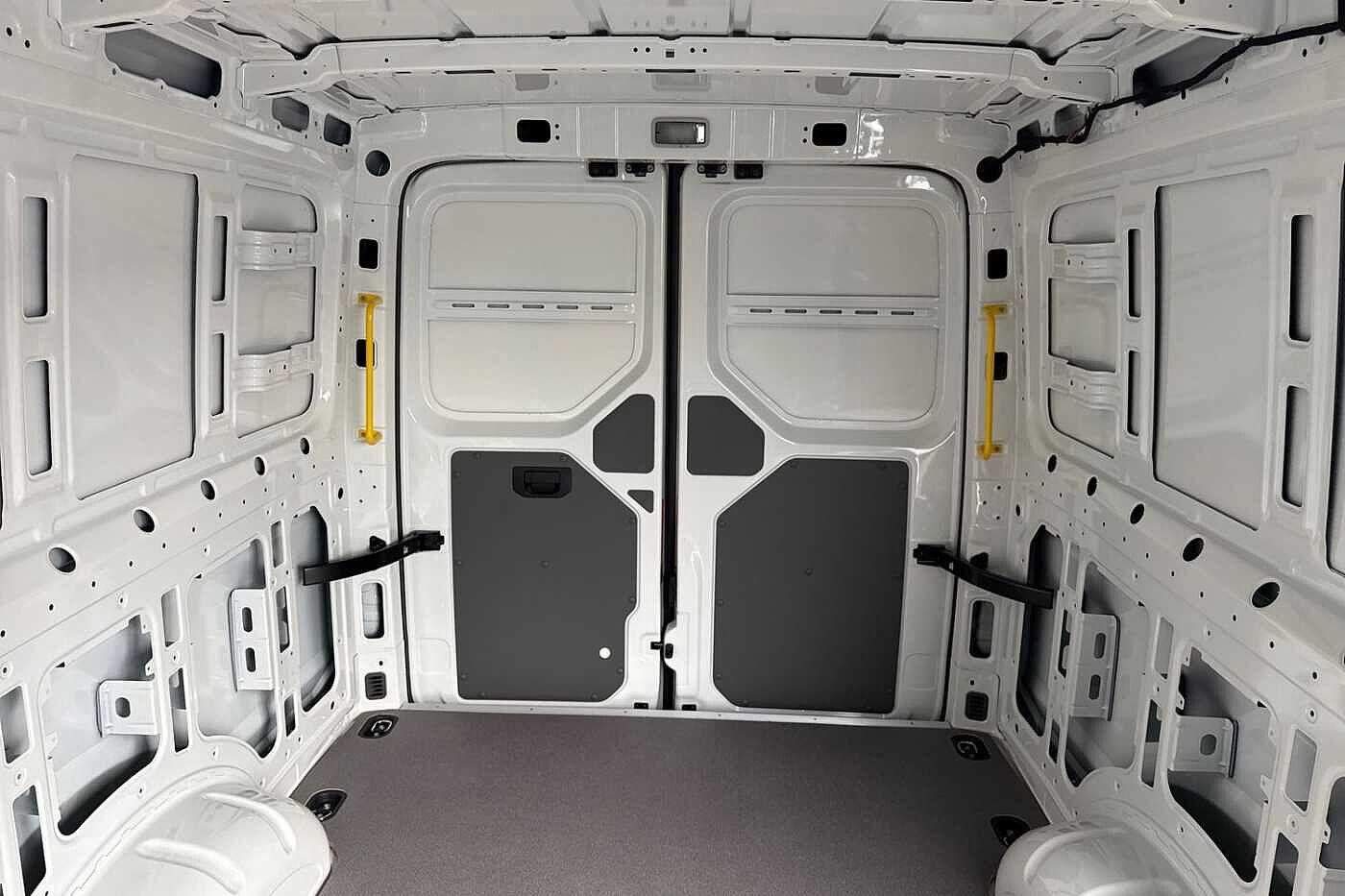 Used Volkswagen Crafter 2025 for sale - 77006838: Photo 13