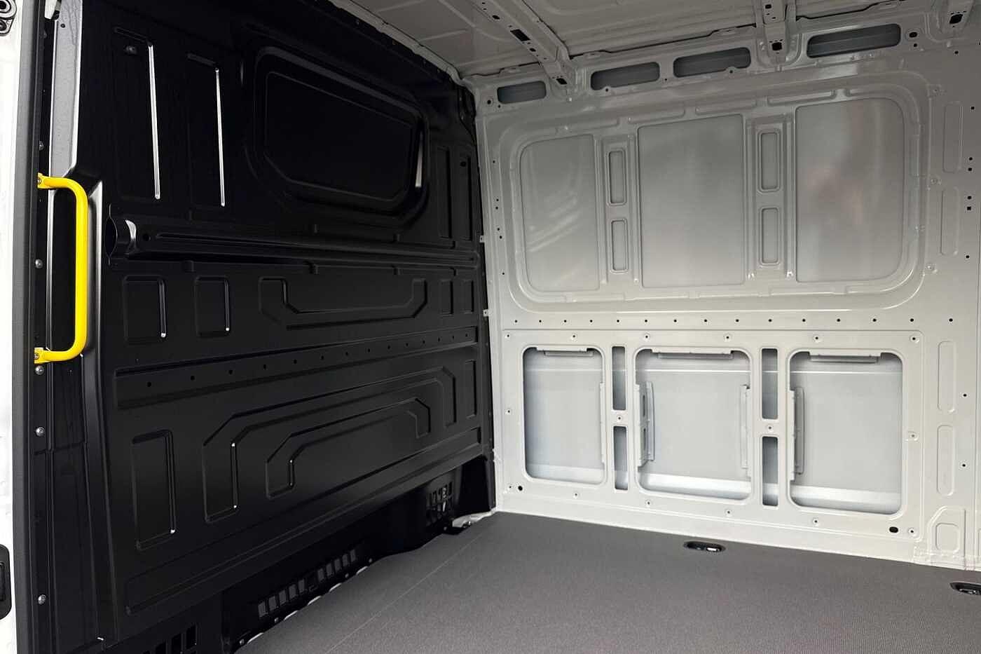 Used Volkswagen Crafter 2025 for sale - 77006838: Photo 44