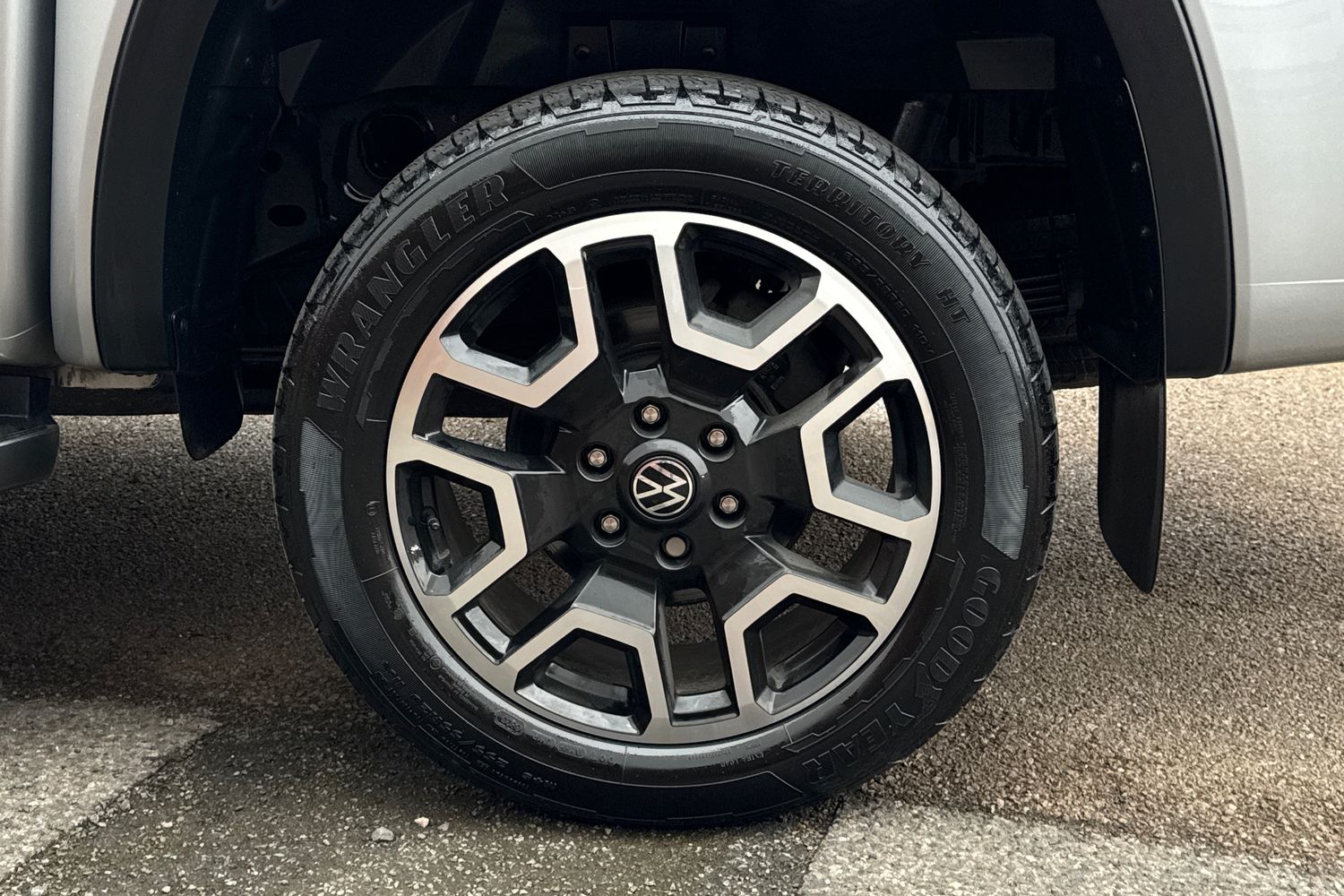 Used Volkswagen Amarok 2024 for sale - 77862893: Photo 12