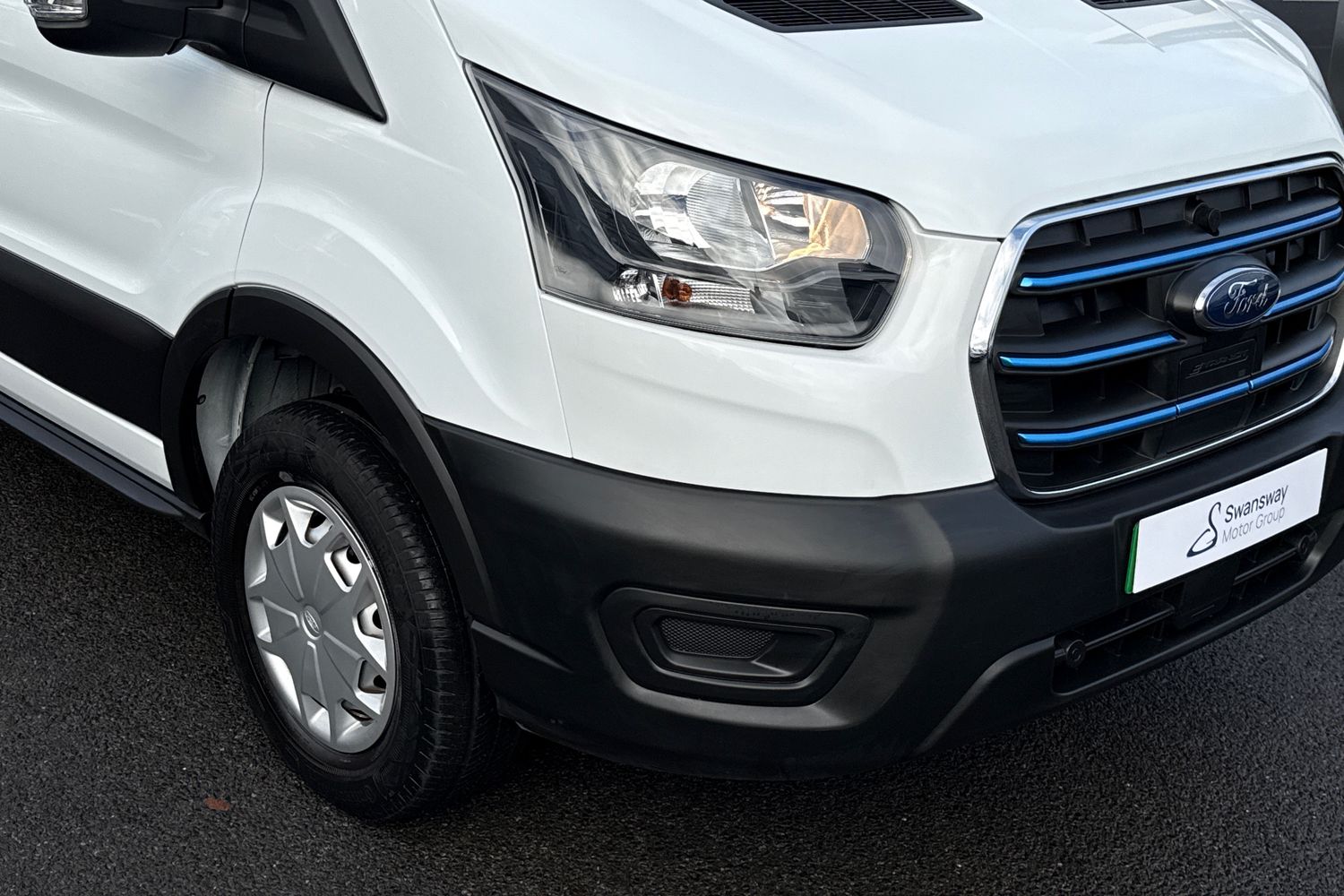 Used Ford E-Transit 2024 for sale - 76636911: Photo 16