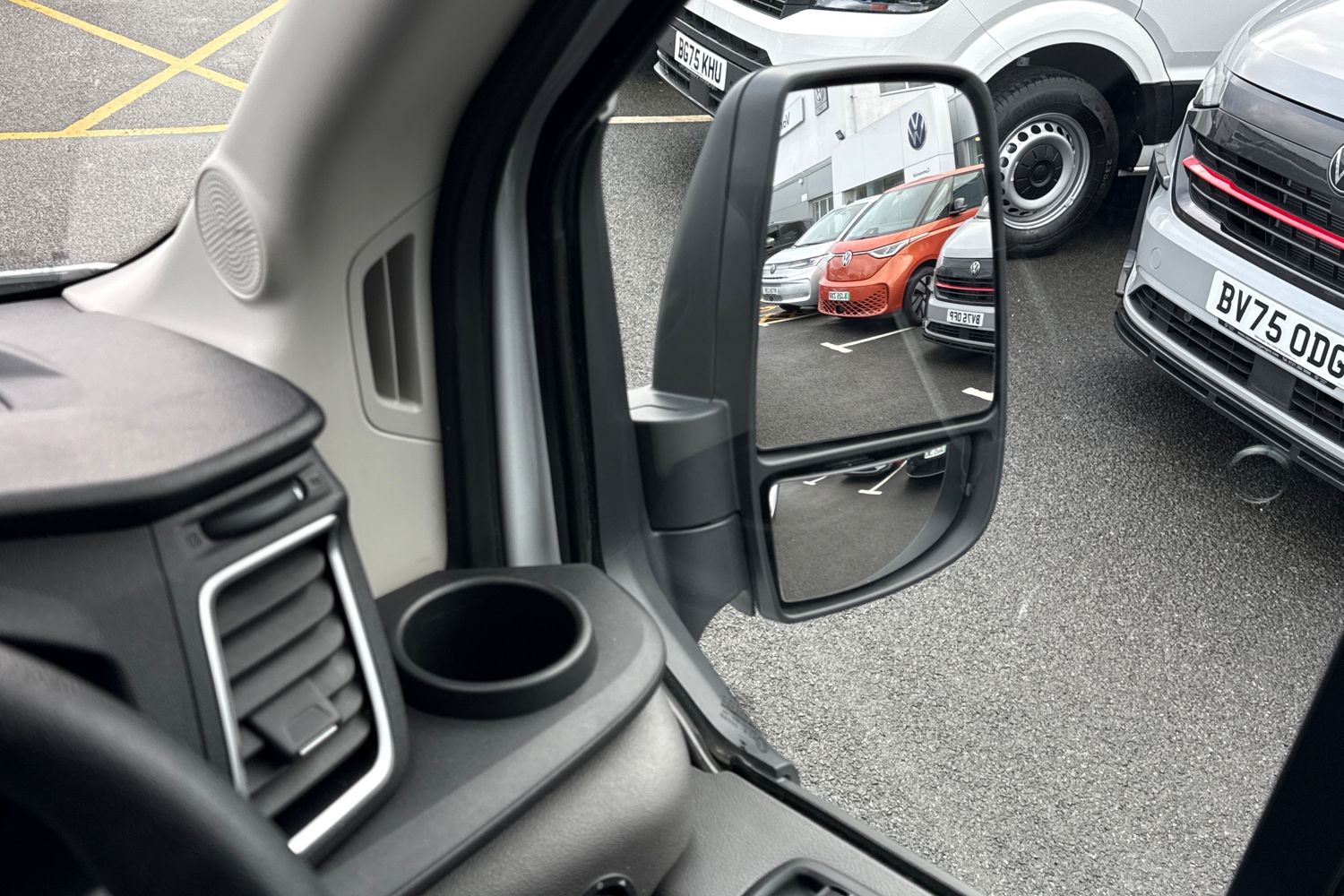 Used Ford E-Transit 2024 for sale - 76636911: Photo 17