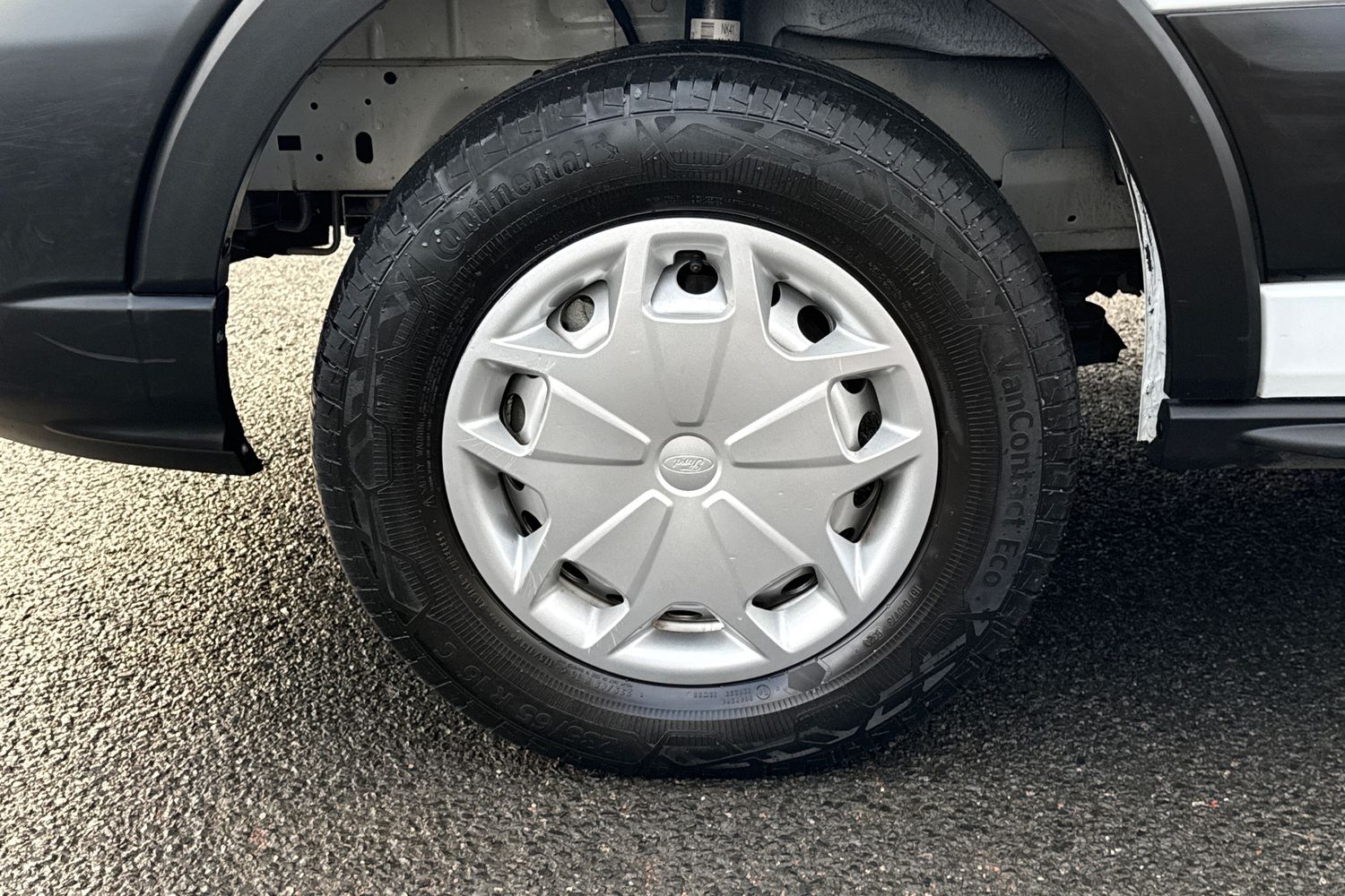 Used Ford E-Transit 2024 for sale - 76636911: Photo 21