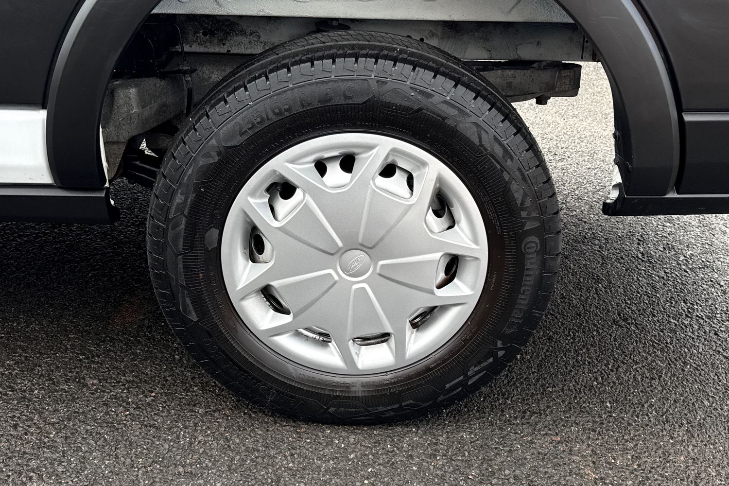 Used Ford E-Transit 2024 for sale - 76636911: Photo 23