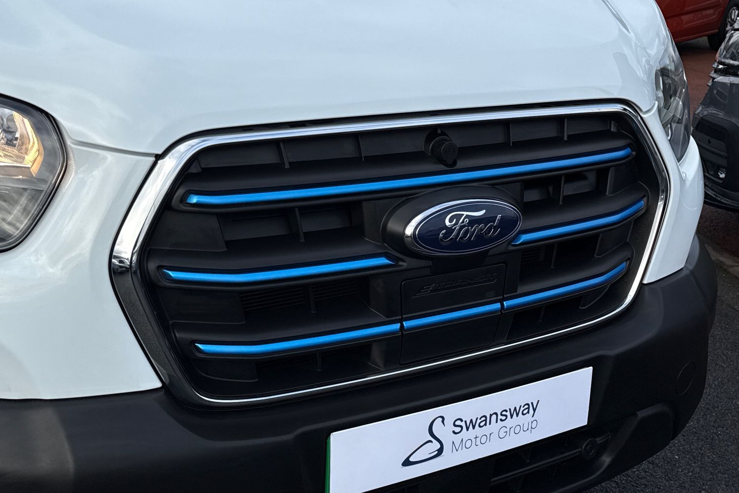 Used Ford E-Transit 2024 for sale - 76636911: Photo 30