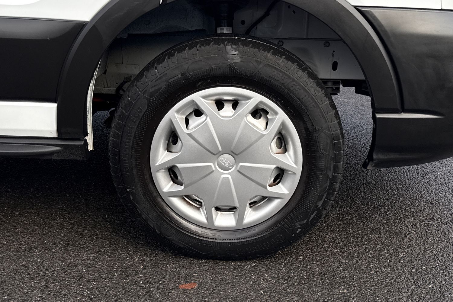 Used Ford E-Transit 2024 for sale - 76636911: Photo 6