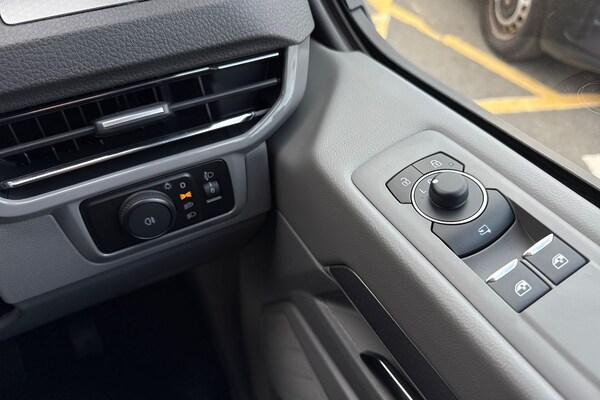 Used Volkswagen Transporter 2025 for sale - 76177427: Photo 20