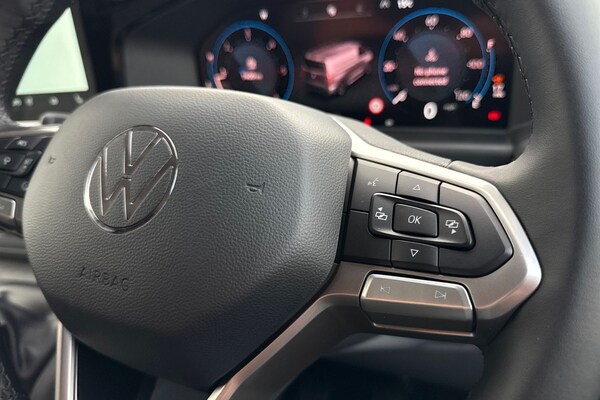 Used Volkswagen Transporter 2025 for sale - 76177427: Photo 50