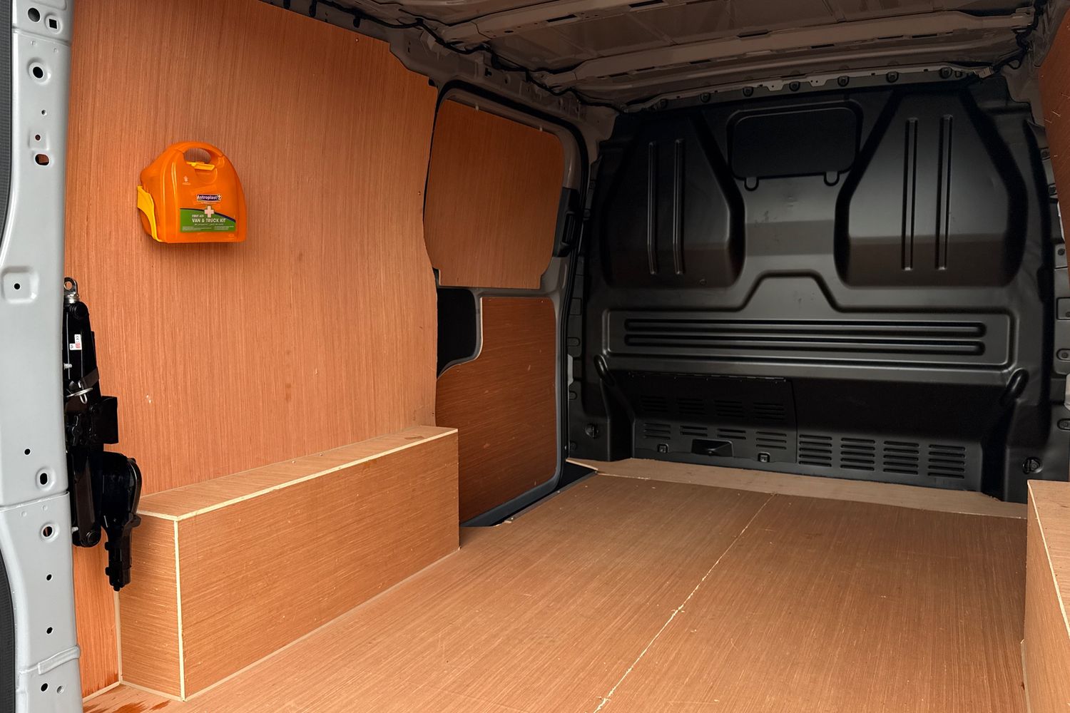 Used Volkswagen Transporter 2025 for sale - 77270492: Photo 42