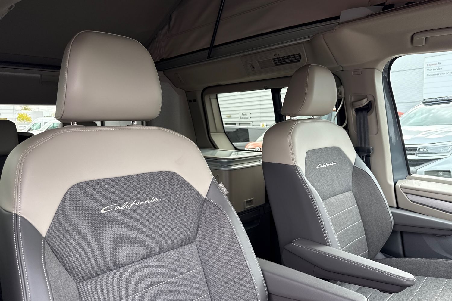 Used Volkswagen California 2025 for sale - 76205347: Photo 24