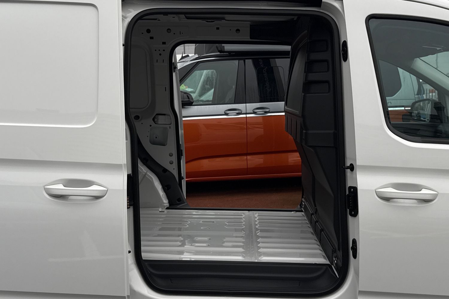 Used Volkswagen Caddy Maxi 2025 for sale - 77334257: Photo 50