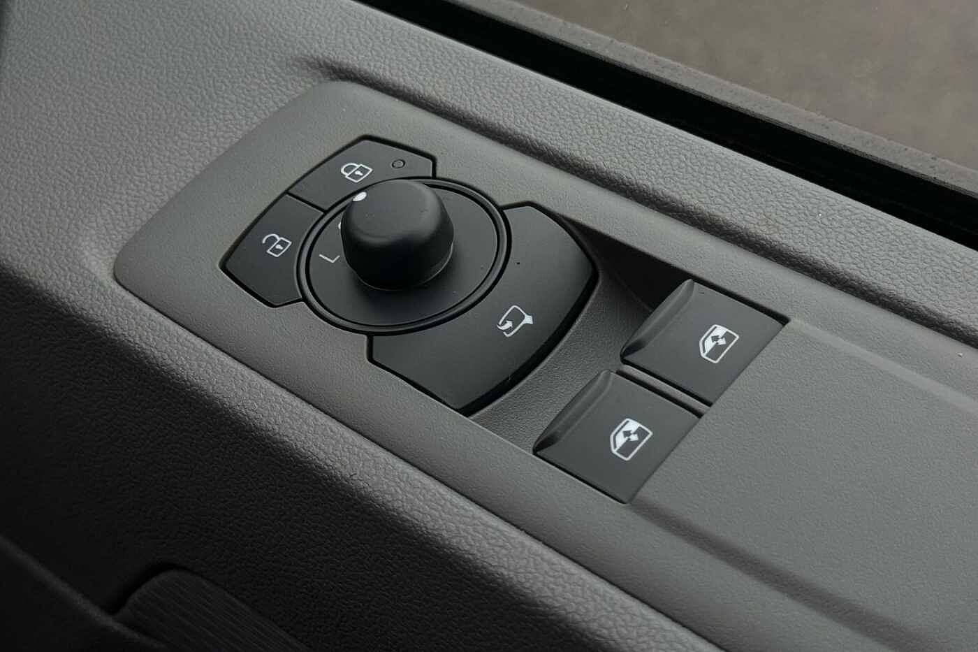 Used Volkswagen Transporter 2025 for sale - 78197554: Photo 18