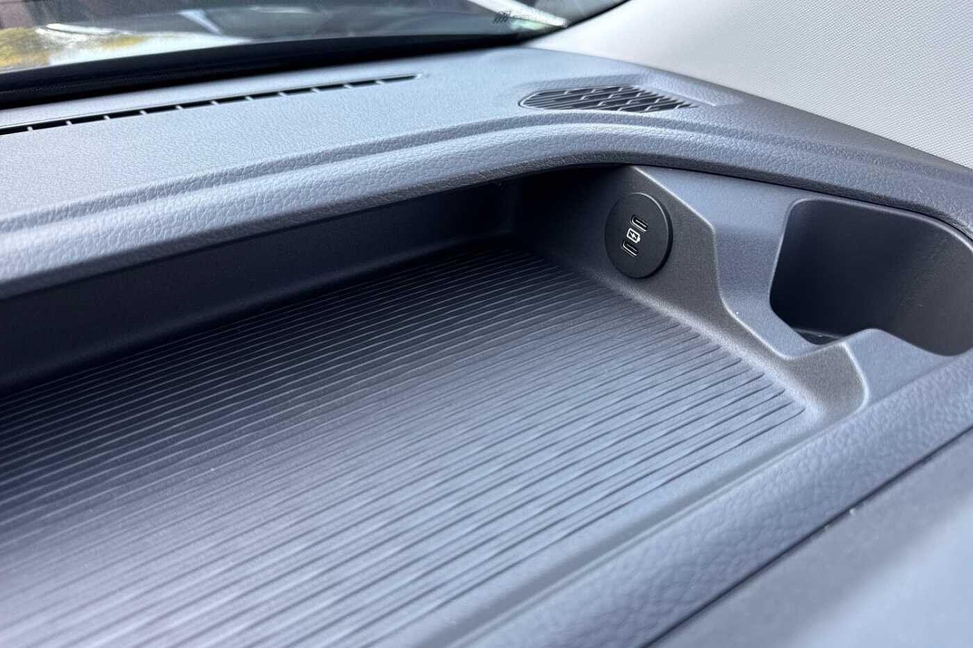 Used Volkswagen Transporter 2025 for sale - 78197554: Photo 50