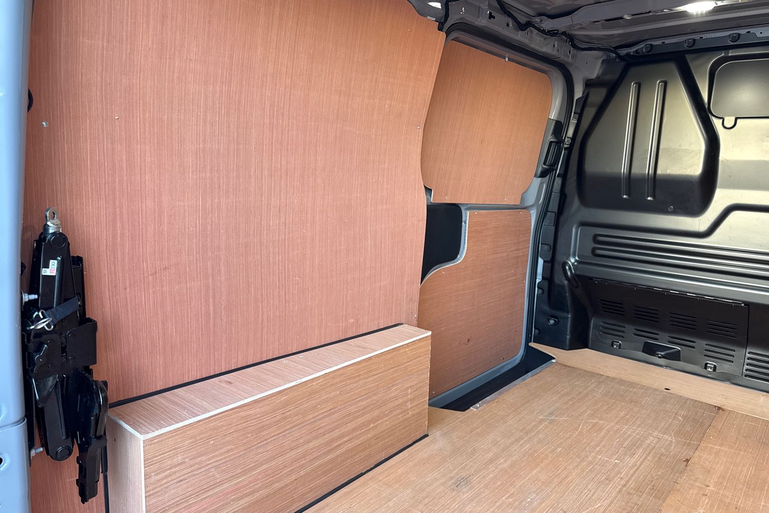 Used Volkswagen Transporter 2025 for sale - 77943654: Photo 28