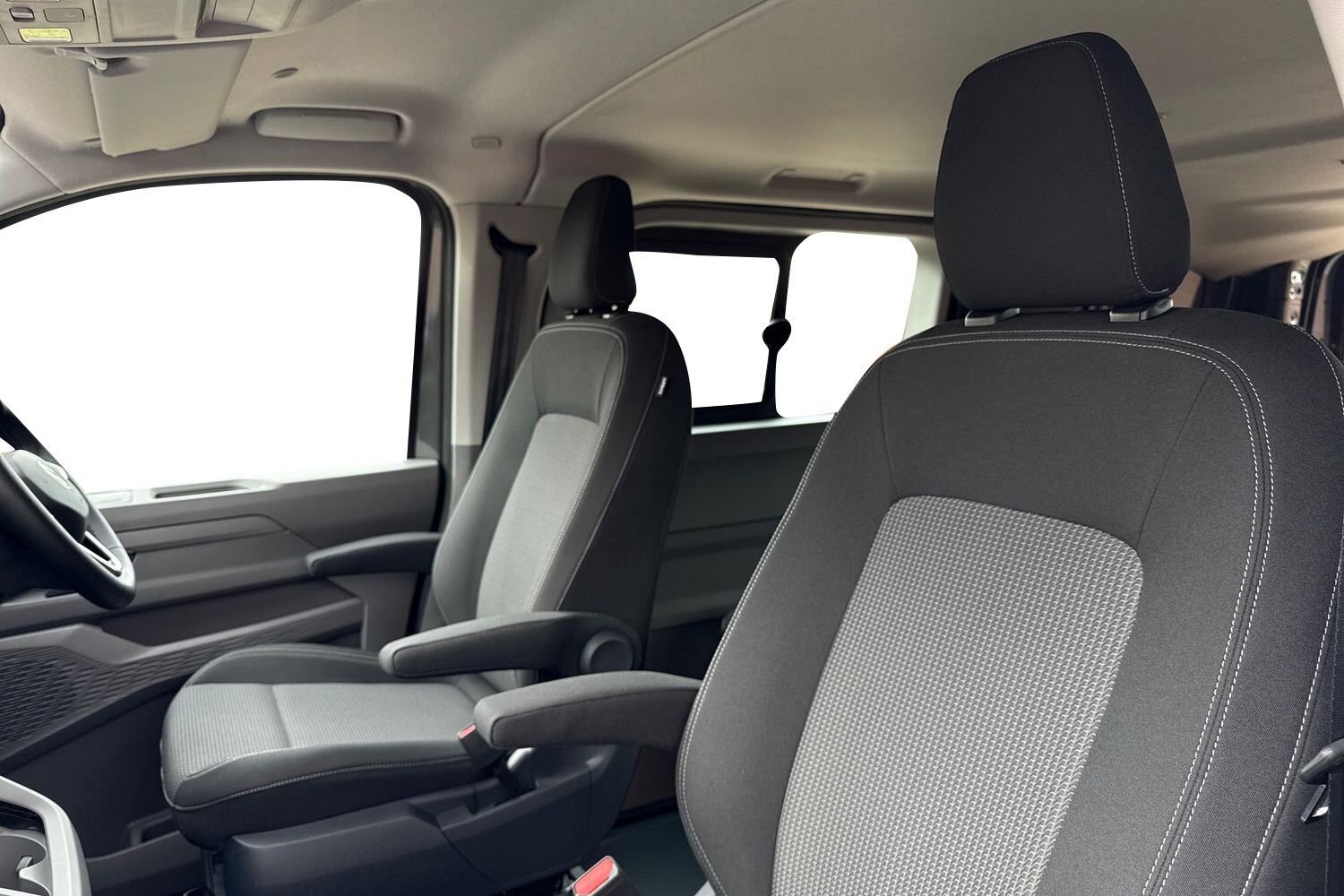 Used Volkswagen Transporter 2025 for sale - 78189661: Photo 16