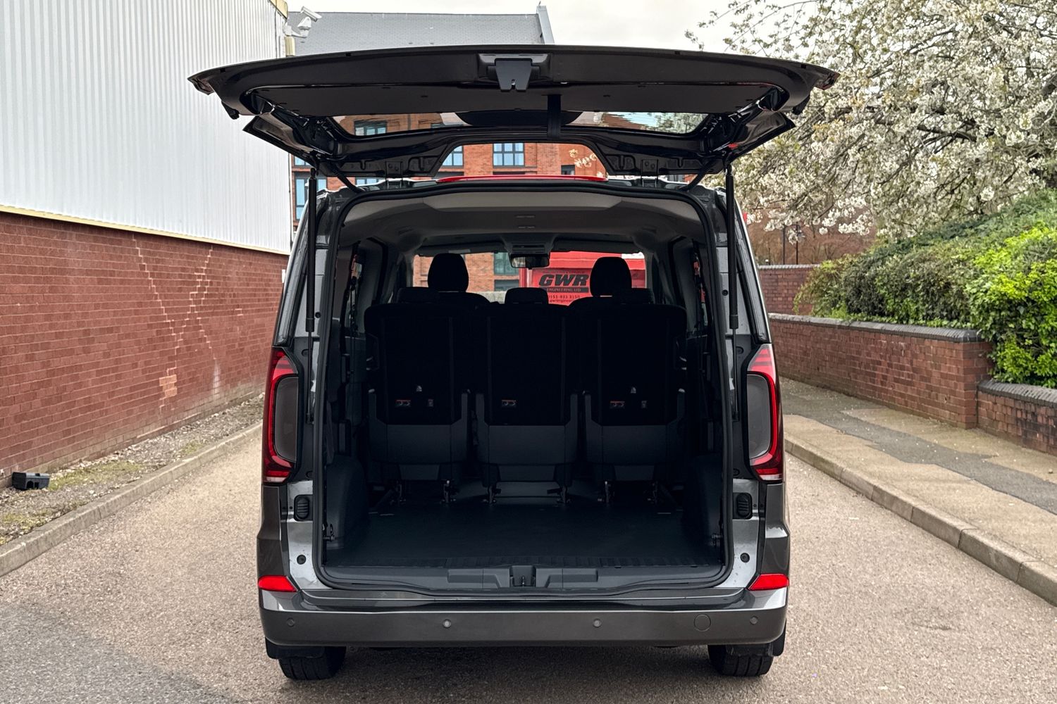 Used Volkswagen Transporter 2025 for sale - 78189661: Photo 41