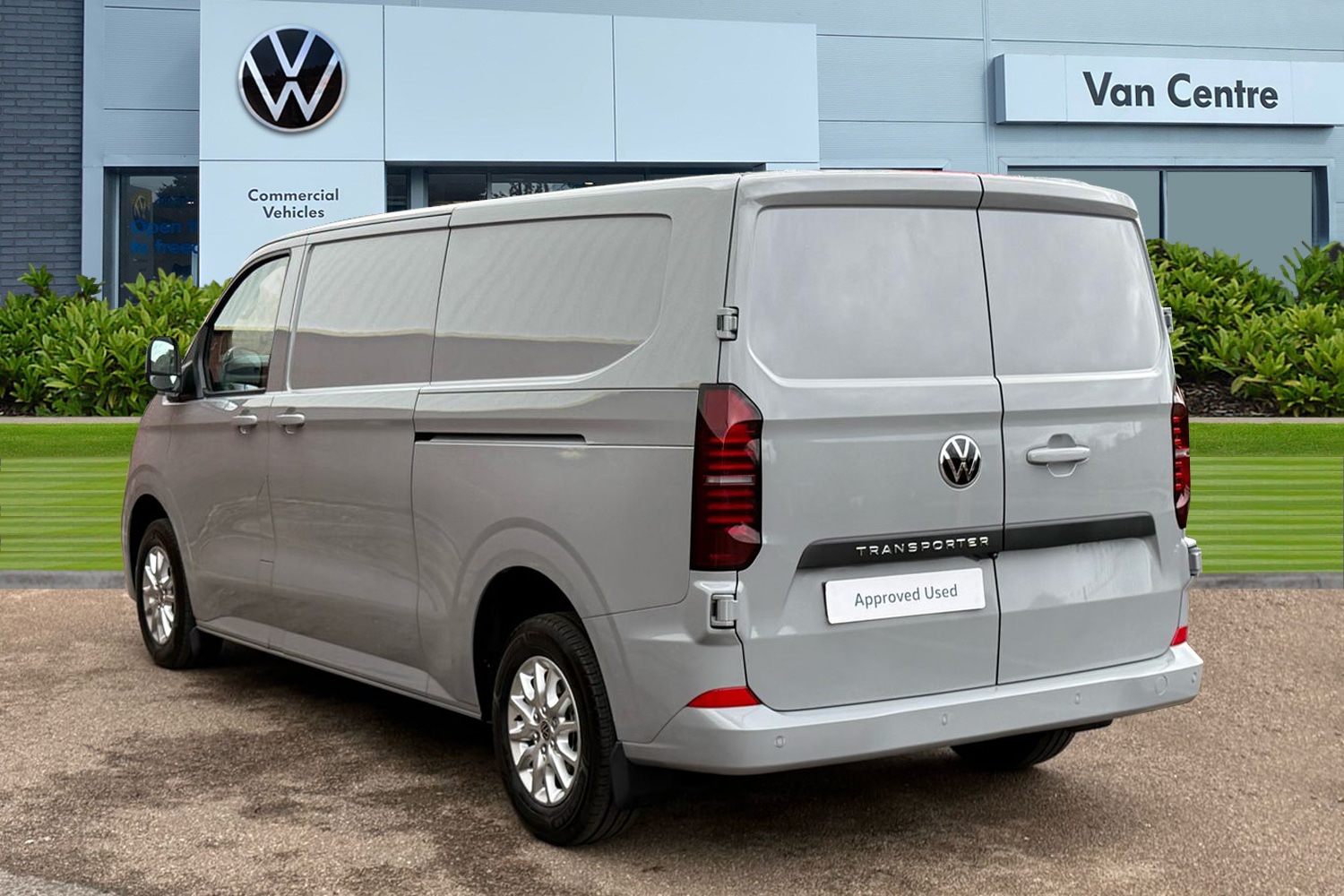 Used Volkswagen Transporter 2025 for sale - 77661701: Photo 2