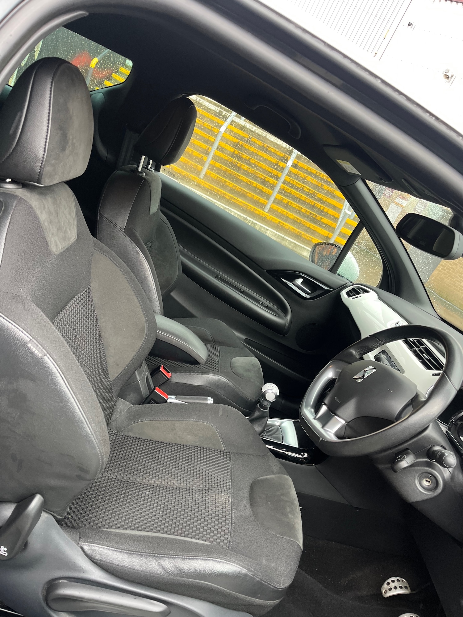 Used Citroen DS3 2015 for sale - 77603504: Photo 13