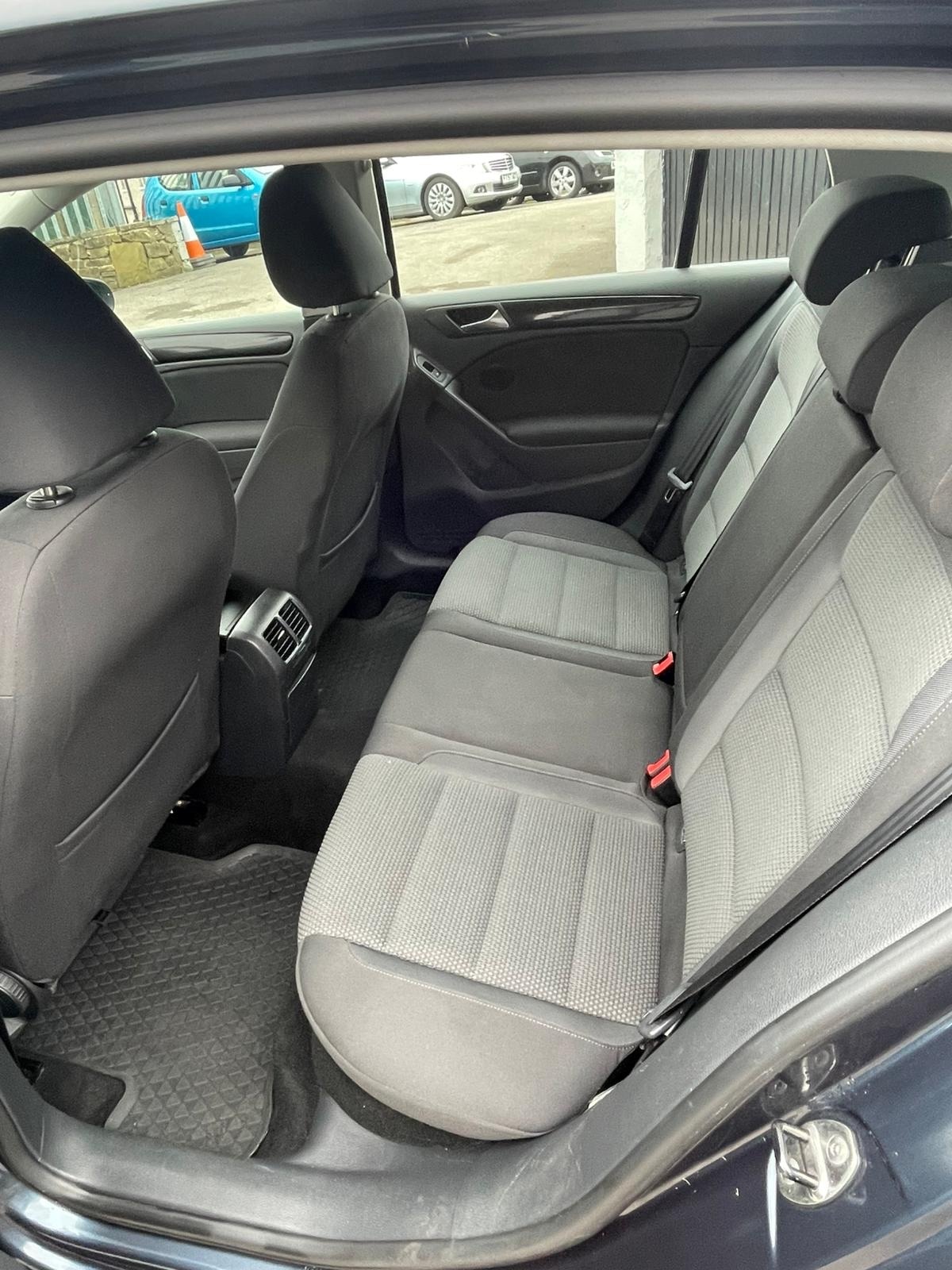 Used Volkswagen Golf 2010 for sale - 77793108: Photo 10