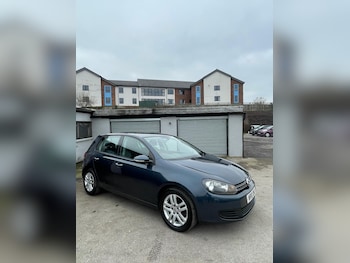 Used Volkswagen Golf 2010 for sale - 77793108: Photo