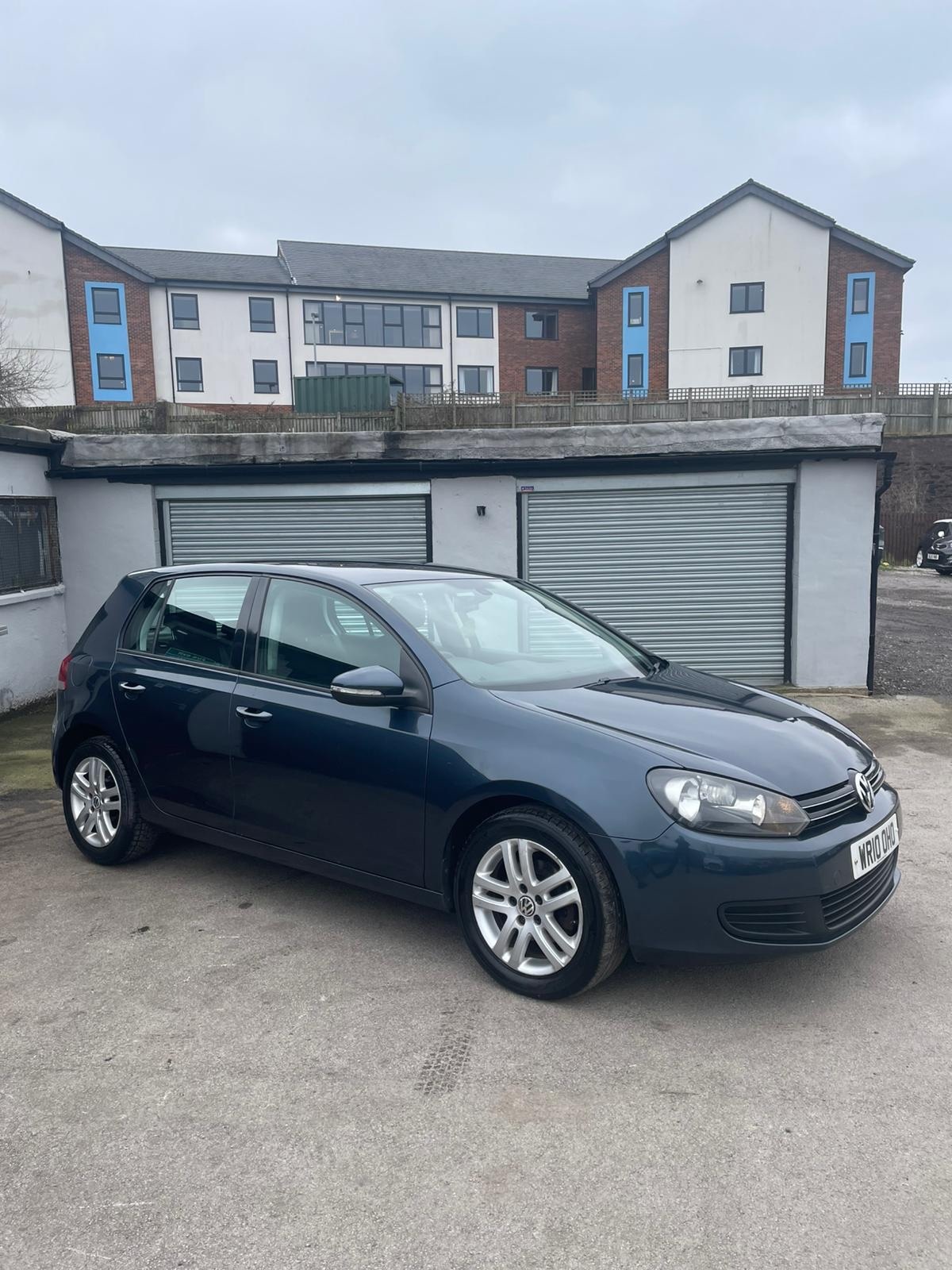 Used Volkswagen Golf 2010 for sale - 77793108: Photo 5