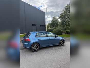 Used Volkswagen Golf 2015 for sale - 78600049: Photo