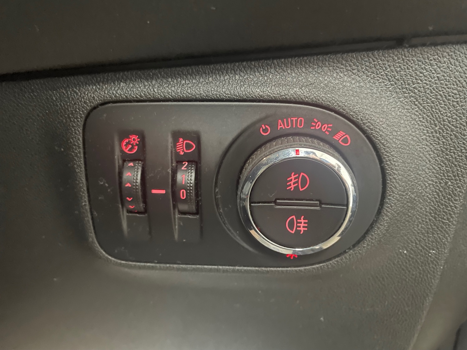 Used Vauxhall Corsa 2016 for sale - 77848139: Photo 23