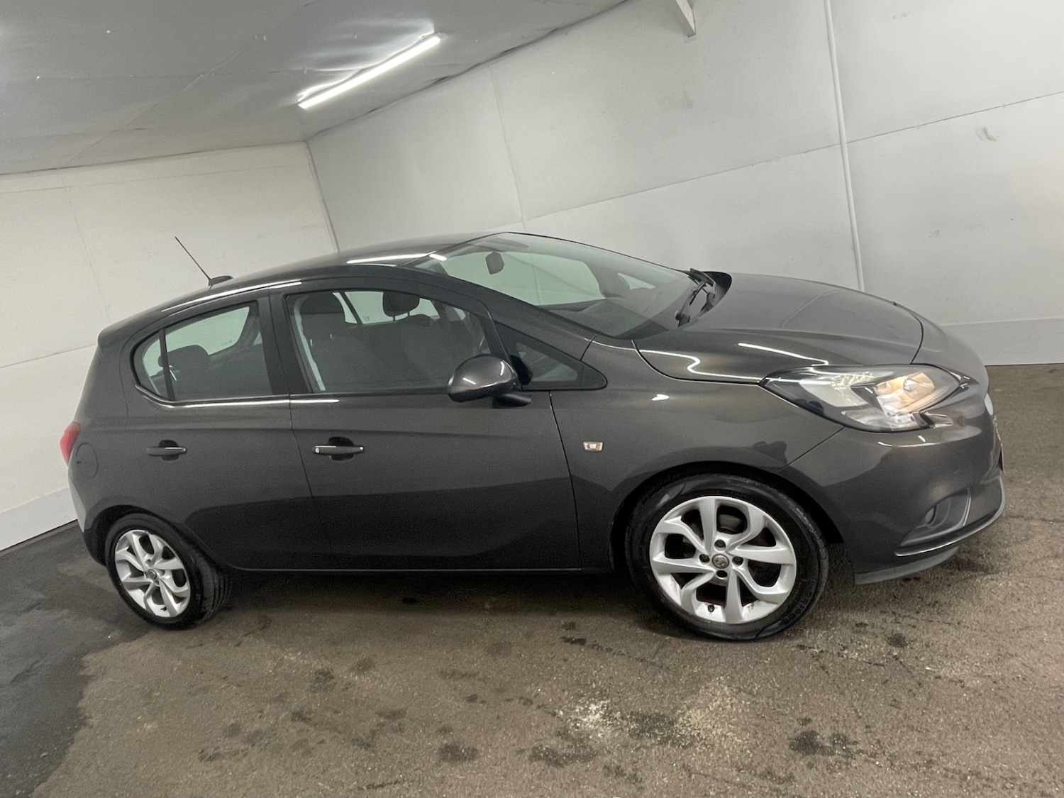 Used Vauxhall Corsa 2016 for sale - 77848139: Photo 3