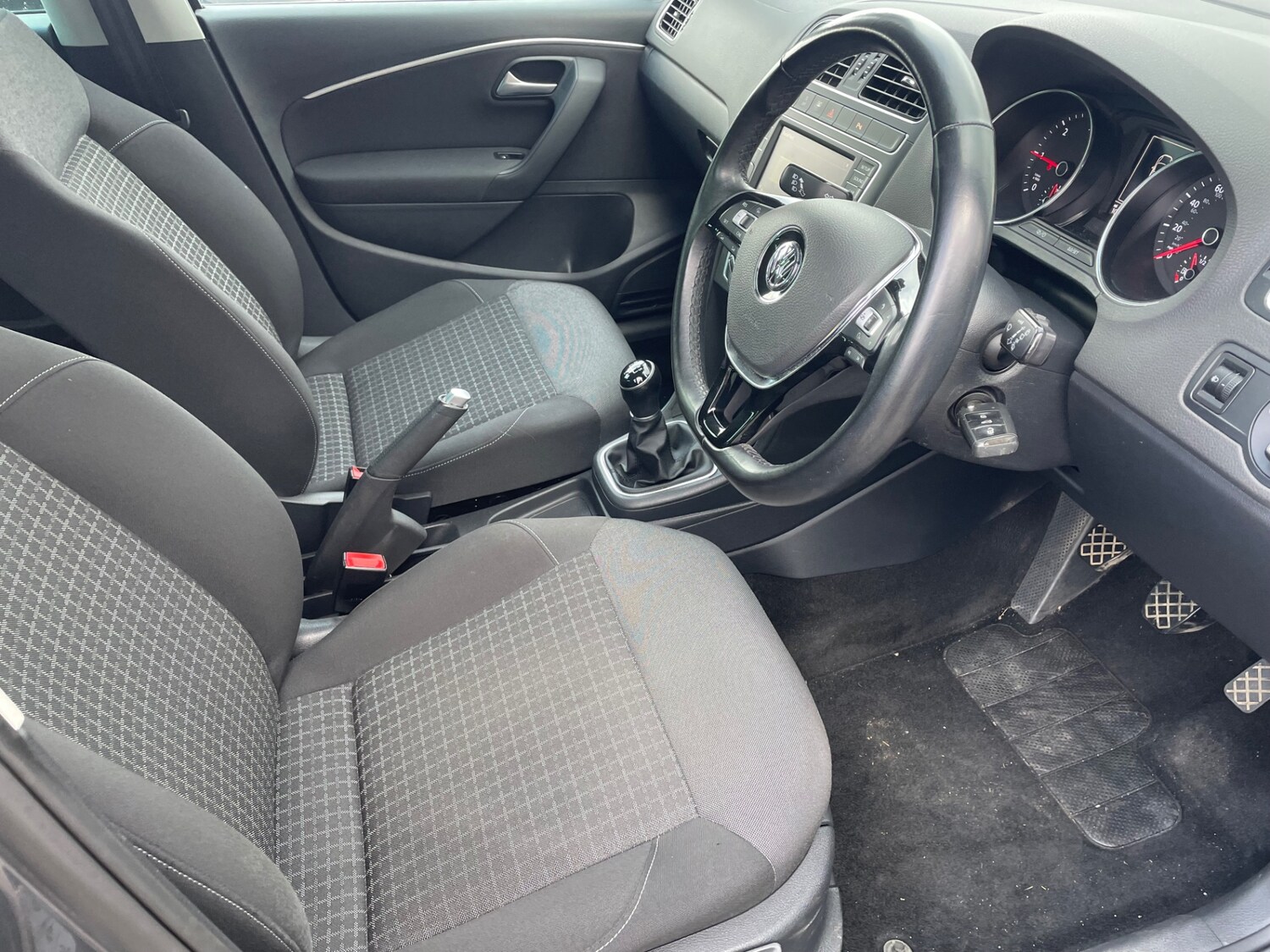 Used Volkswagen Polo 2016 for sale - 77896340: Photo 12