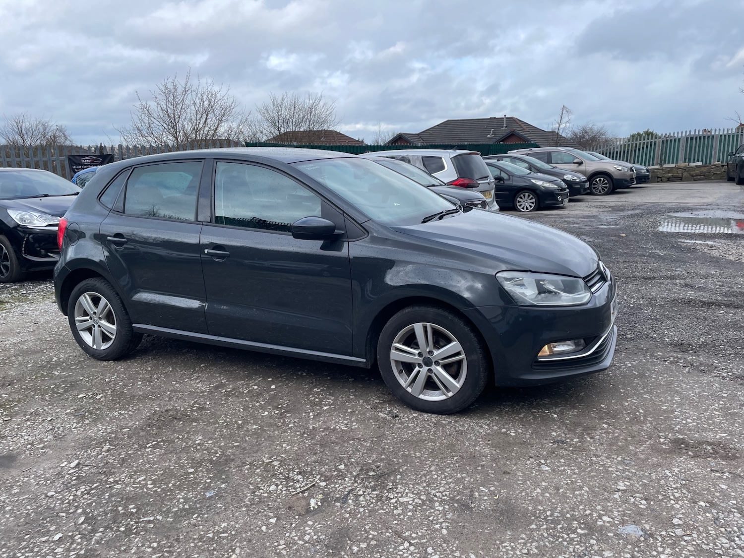 Used Volkswagen Polo 2016 for sale - 77896340: Photo 2