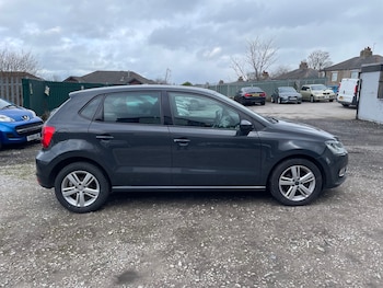 Used Volkswagen Polo 2016 for sale - 77896340: Photo