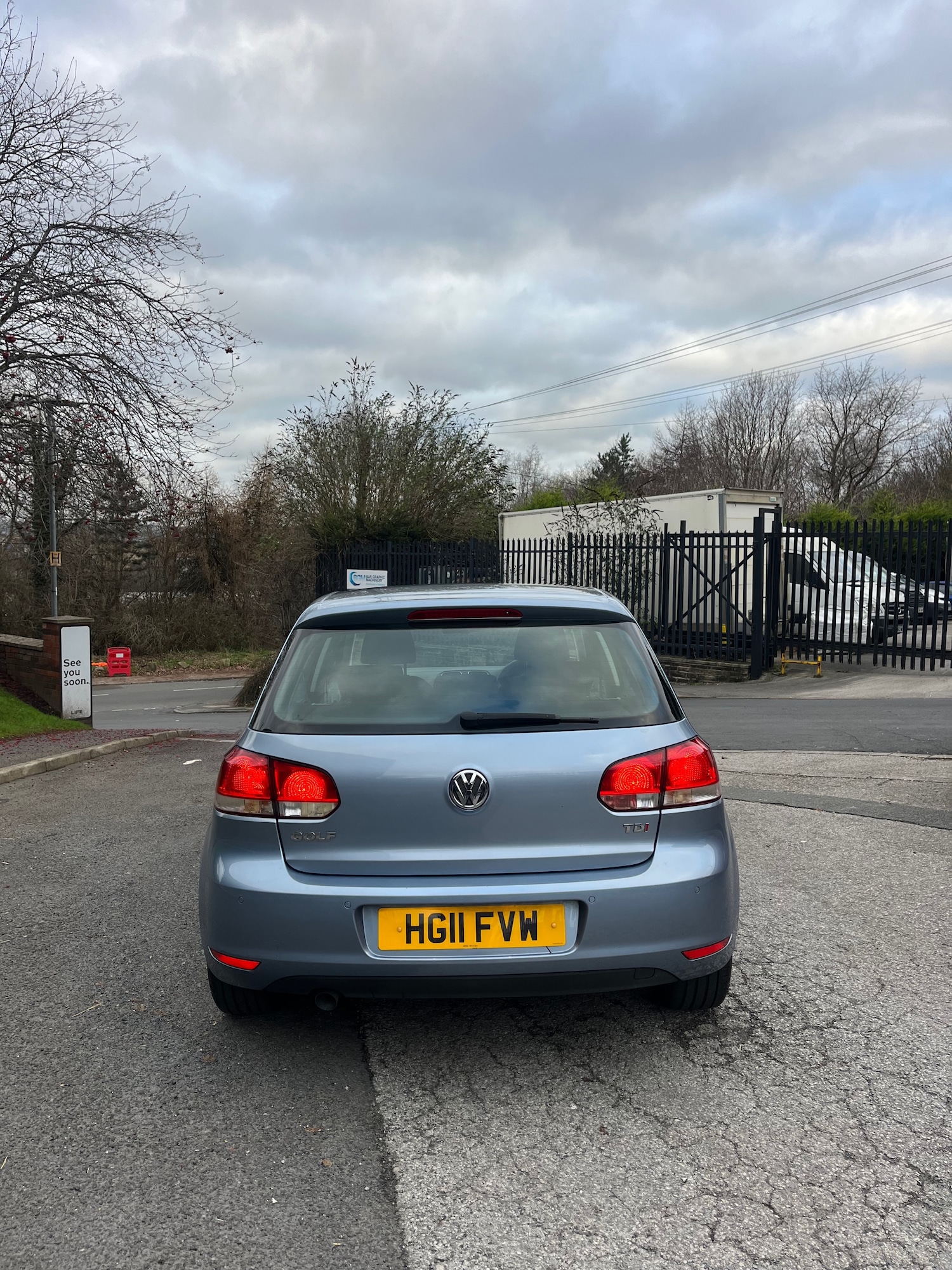 Used Volkswagen Golf 2011 for sale - 77431334: Photo 4