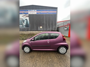 Used Peugeot 107 2013 for sale - 77459888: Photo
