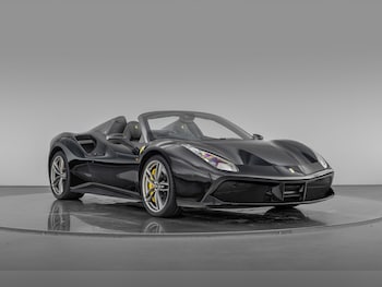 Used Ferrari 488 2018 for sale - 79143845: Photo
