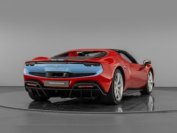Used Ferrari 296 GTS 2023 for sale - 79386576: Photo