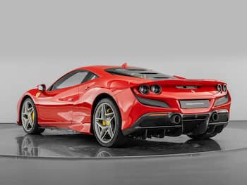 Used Ferrari F8 Tributo 2020 for sale - 79711198: Photo