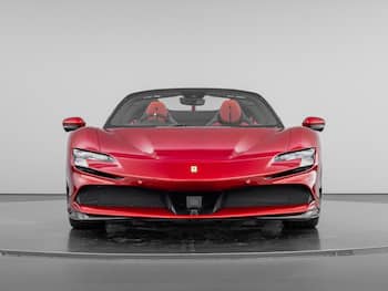 Used Ferrari SF90 Spider 2024 for sale - 79780162: Photo
