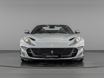 Used Ferrari 812 GTS 2022 for sale - 78627580: Photo