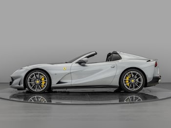 Used Ferrari 812 GTS 2022 for sale - 78627580: Photo