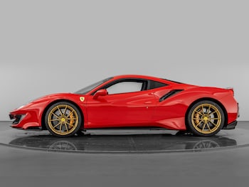Used Ferrari 488 2025 for sale - 79424455: Photo
