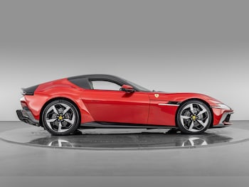 Used Ferrari 12 Cilindri 2025 for sale - 79011136: Photo