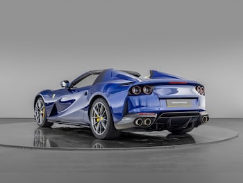Used Ferrari 812 Superfast 2021 for sale - 79048234: Photo