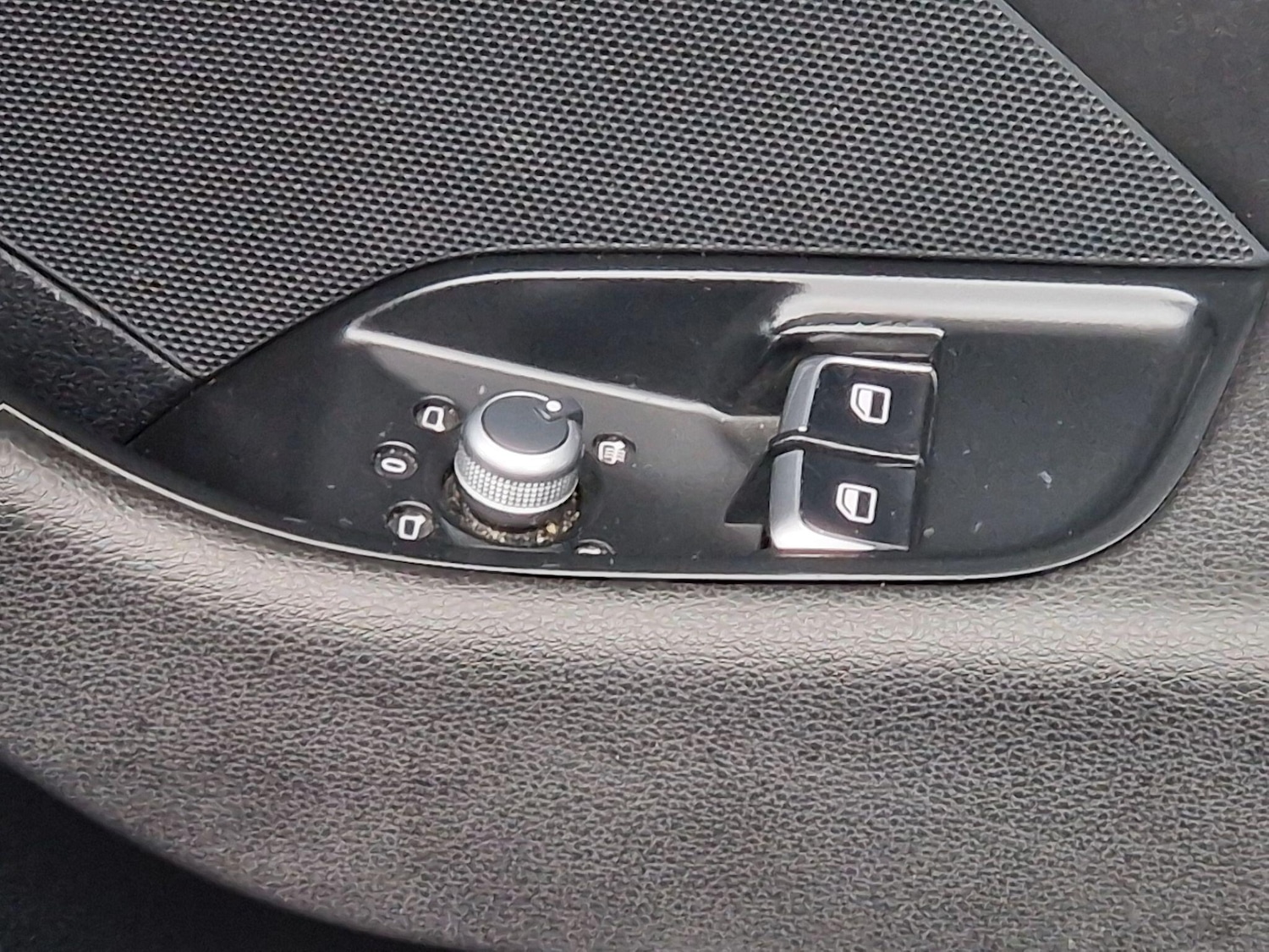 Used Audi A3 2015 for sale - 77376966: Photo 32