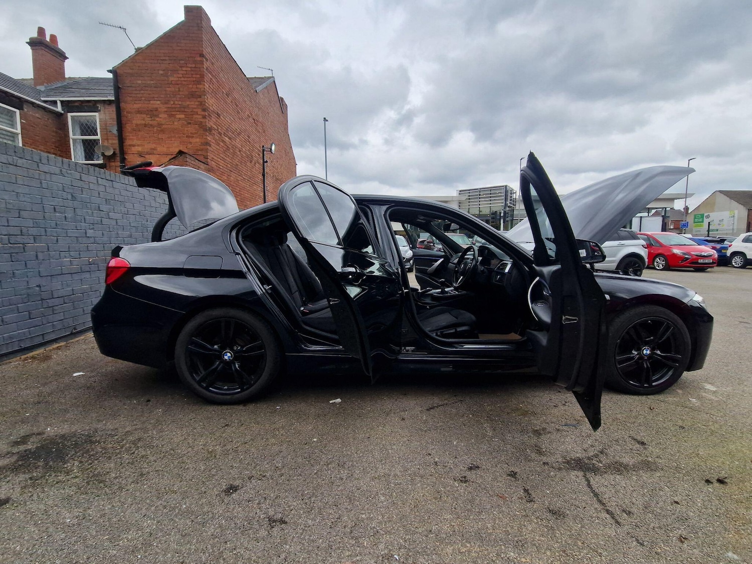 Used BMW 3 Series 2018 for sale - 77597631: Photo 22