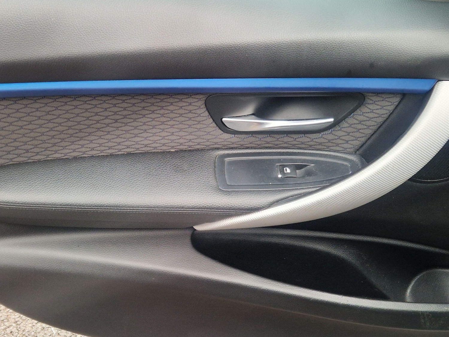 Used BMW 3 Series 2018 for sale - 77597631: Photo 38