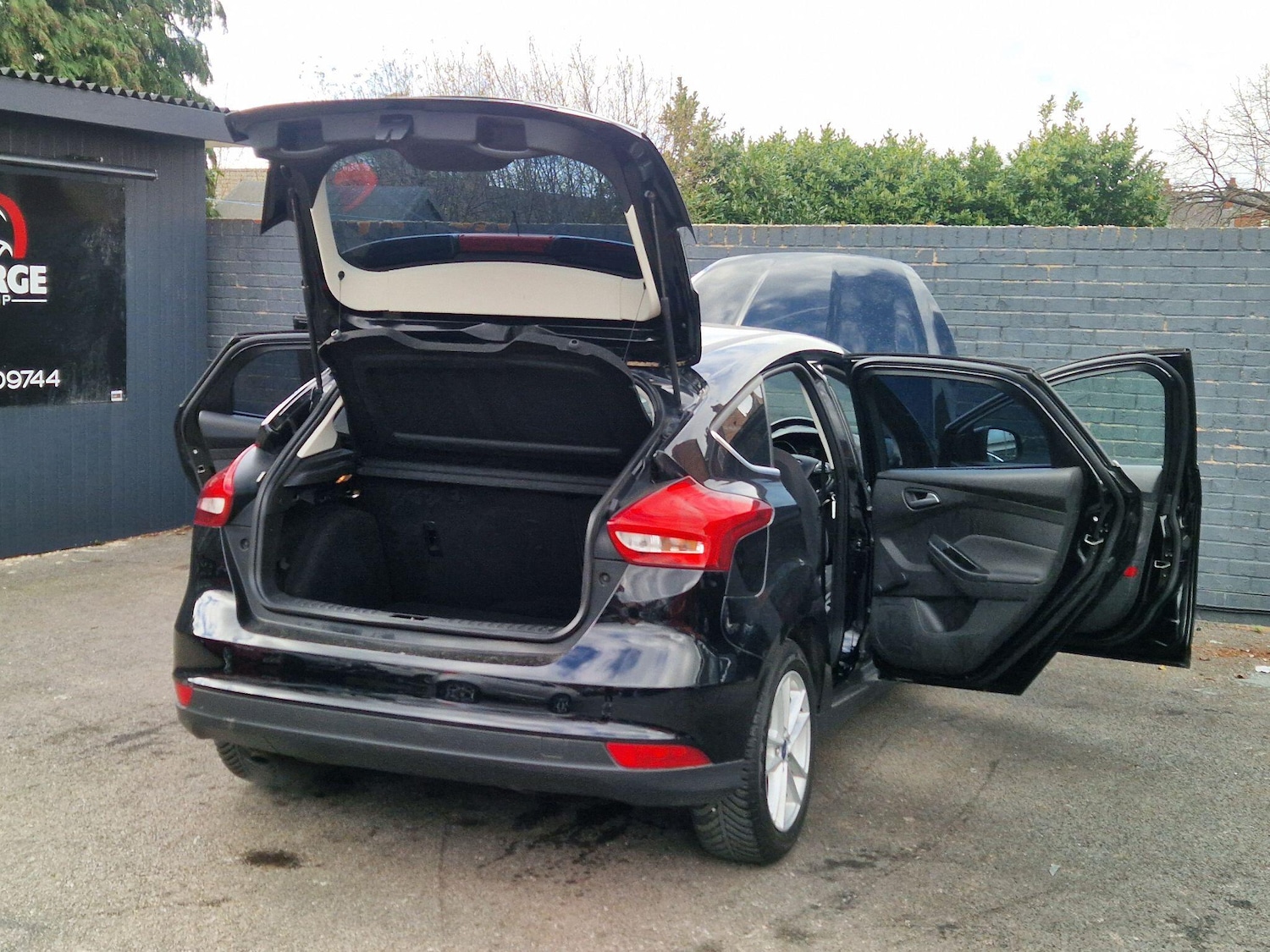 Used Ford Focus for sale - 78135578: Photo 21