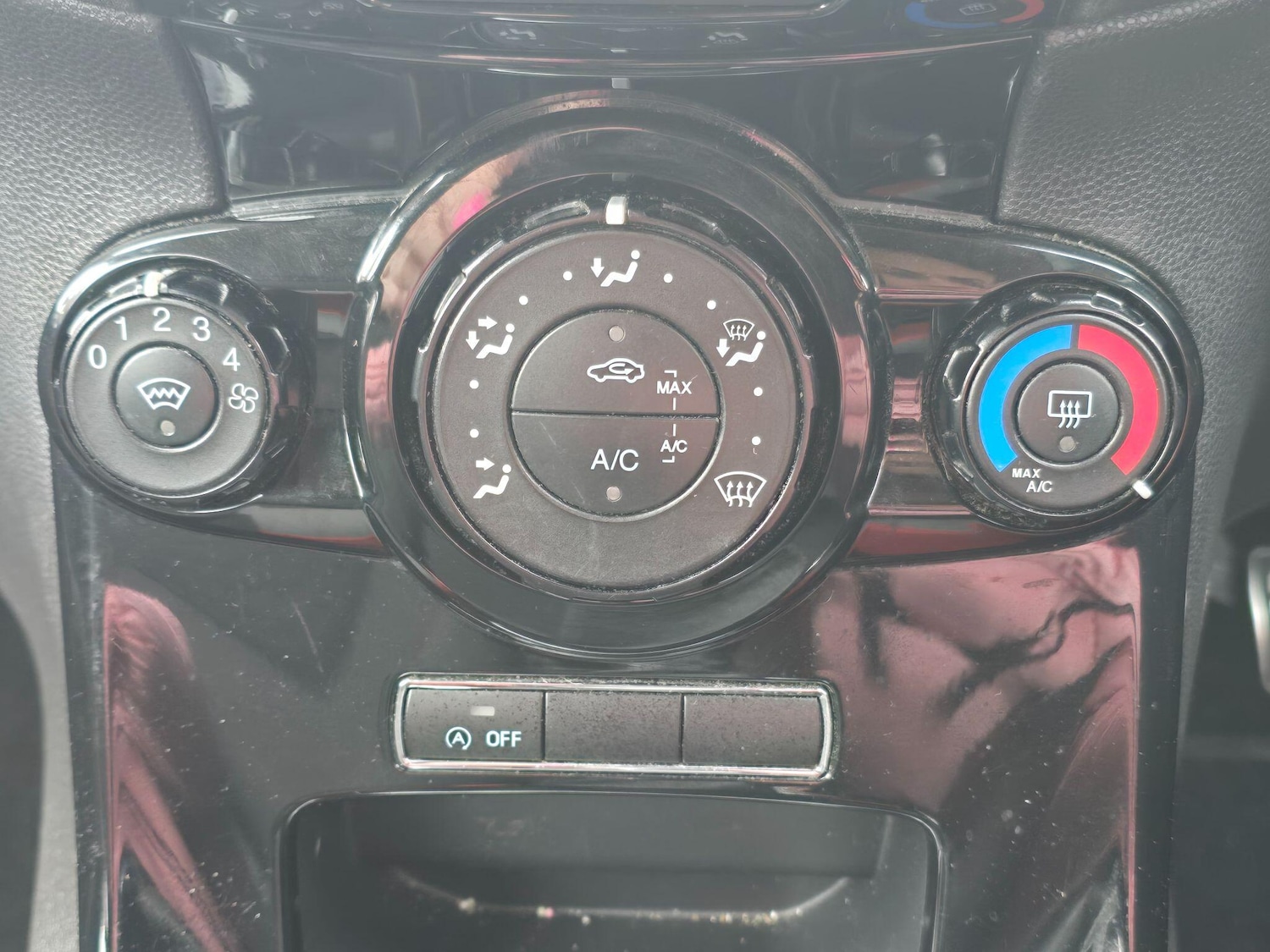 Used Ford Fiesta 2016 for sale - 77883267: Photo 48