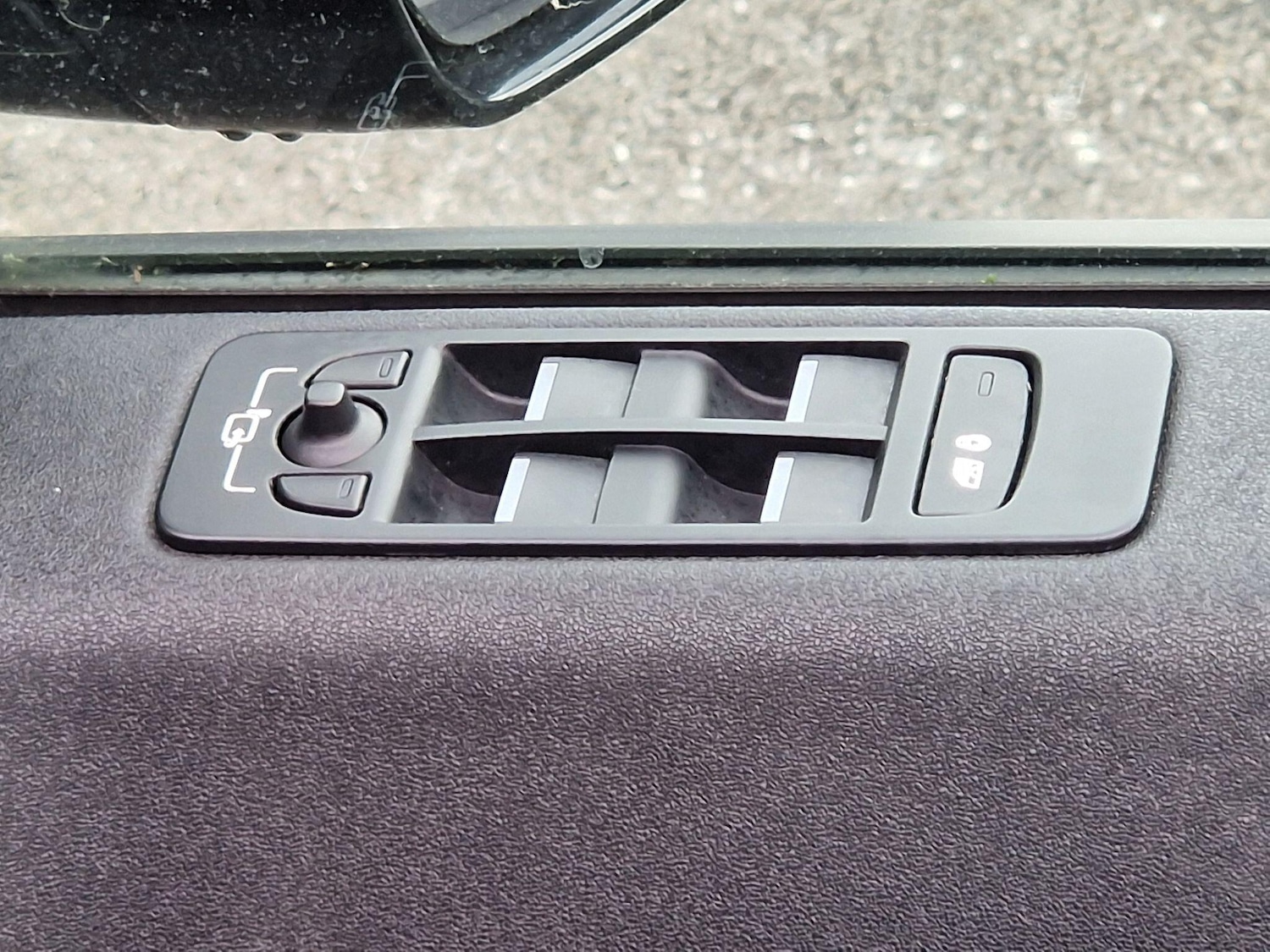 Used Land Rover Discovery Sport 2017 for sale - 77120212: Photo 32