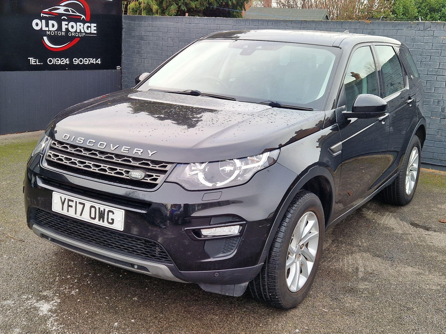 Used Land Rover Discovery Sport 2017 for sale - 77120212: Photo 5