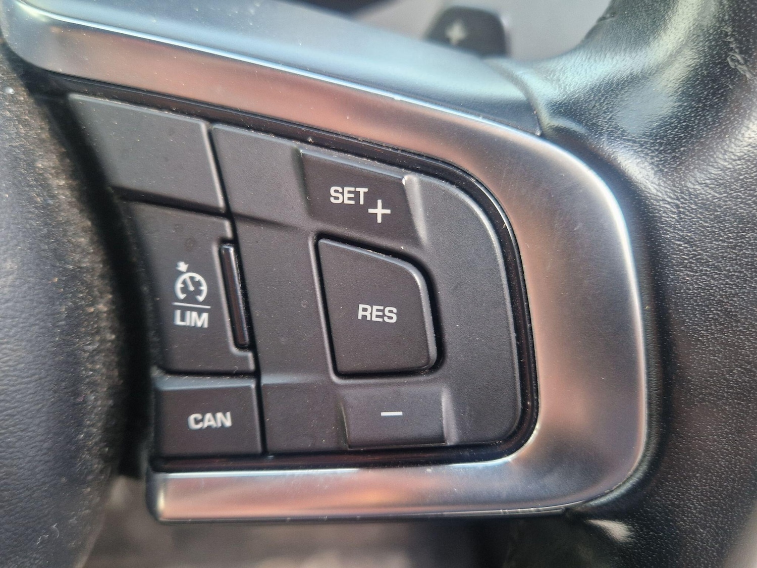 Used Jaguar XE for sale - 77671939: Photo 50